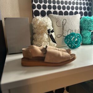 Via Spiga Tan Sandals